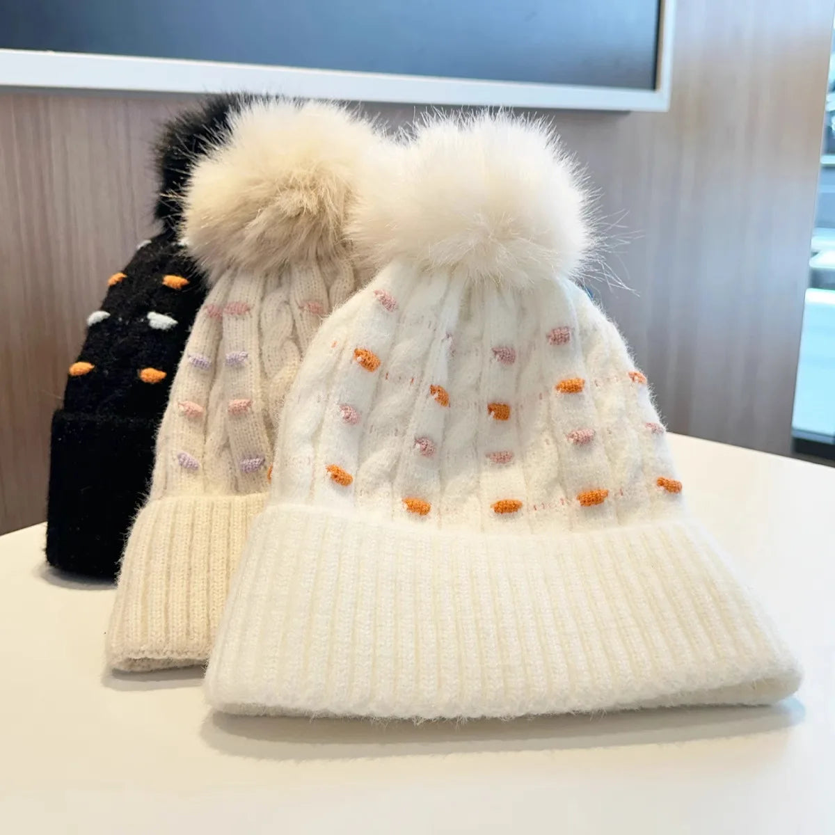 Winter Warm Beanie Women's Hat Thickened Cold-Proof Knitted Cap Outdoor Sports Cycling Skiing Pullover Hats Bonnets for Women