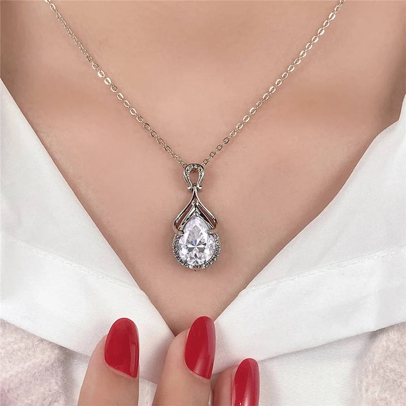 Women’s 2.5ct Moissanite Teardrop Pendant Necklace – 14K Gold-Filled Fine Jewelry Gift