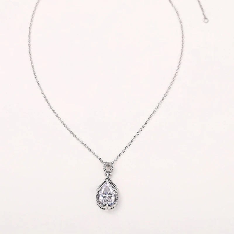 Women’s 2.5ct Moissanite Teardrop Pendant Necklace – 14K Gold-Filled Fine Jewelry Gift