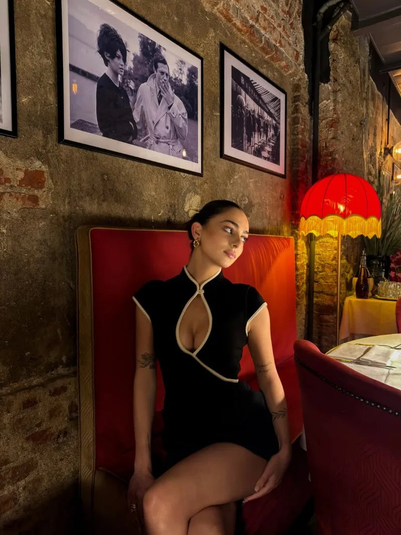 Women’s Elegant V-Neck Hollow-Out Mini Dress