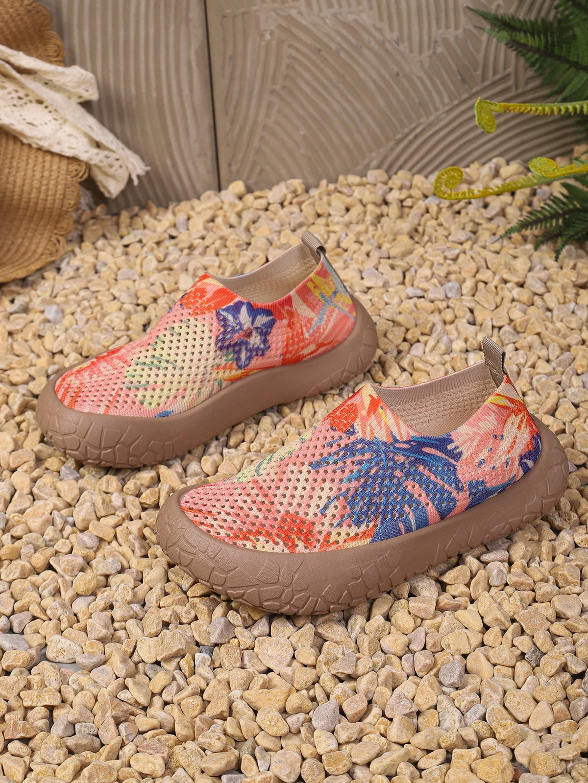 2026 Spring Autumn Women Tropical Print Slip On Sneakers Light Breathable Nonslip Mesh Casual Walking Shoes Daily Outdoor Commut