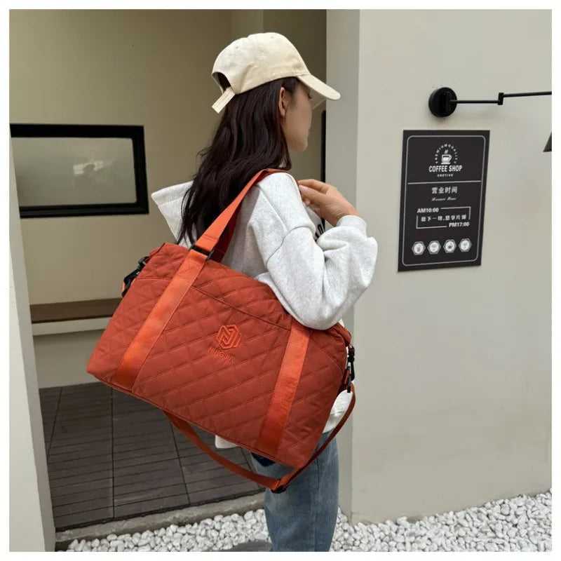 Large Capacity Sports Gym & Travel Duffle Bag – Dry/Wet Separation Shoulder Handbag for Yoga, Fitness, Training & Short Trips