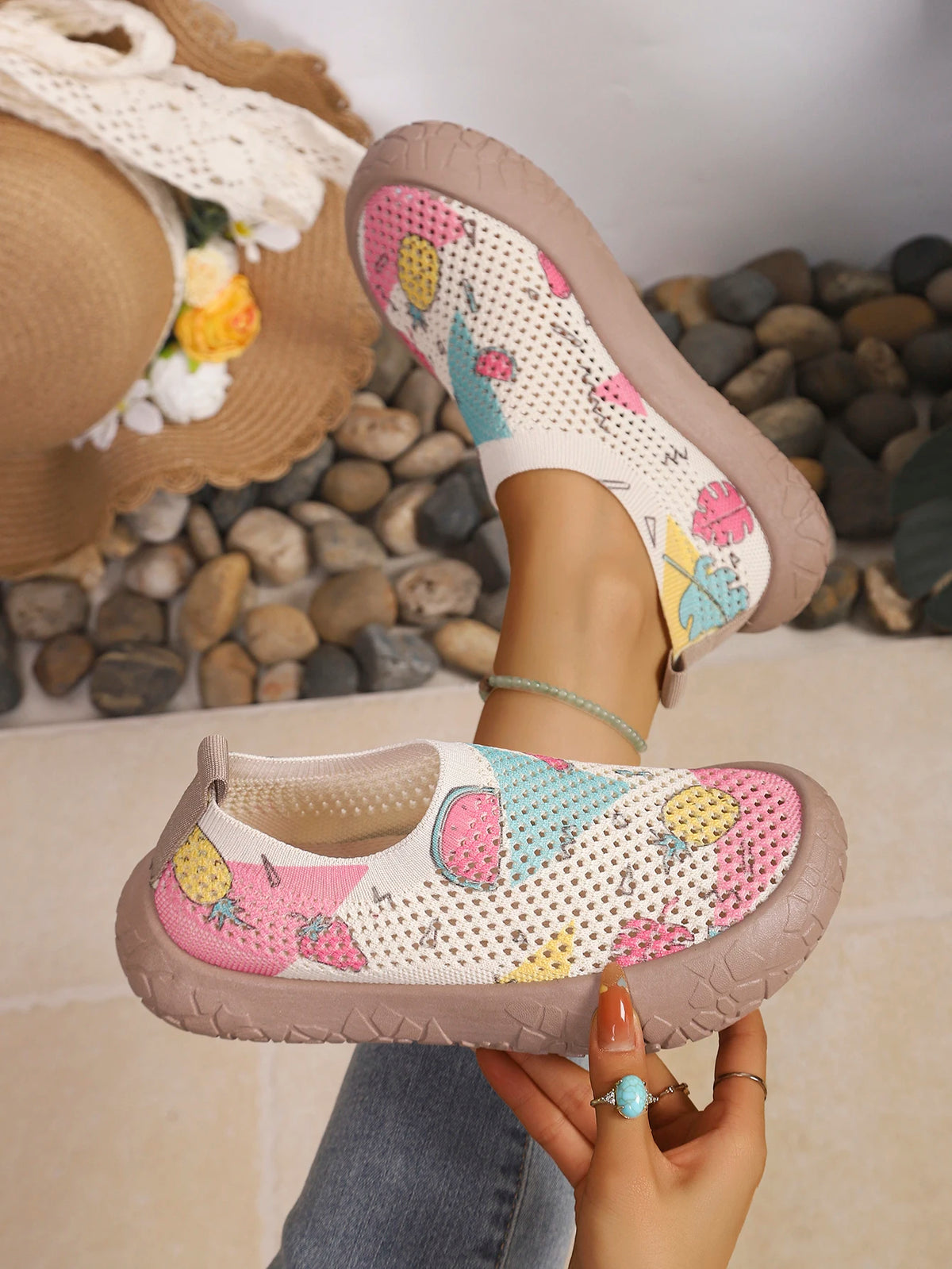 2026 Spring Autumn Women Tropical Print Slip On Sneakers Light Breathable Nonslip Mesh Casual Walking Shoes Daily Outdoor Commut