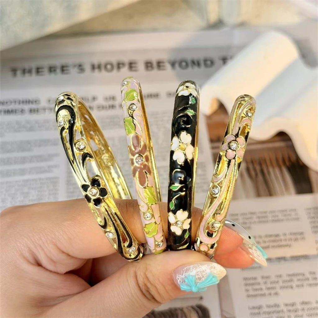 Elegant Enamel Flower Bracelet for Women – Retro Gold-Plated Evil Eye Floral Zircon Bangle, Vintage Party Jewelry